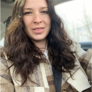 Meet your Posher, Arianne